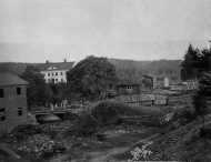 Utsikt mot bruksherrgården