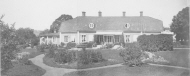 Herrgården från trädgårdssidan
